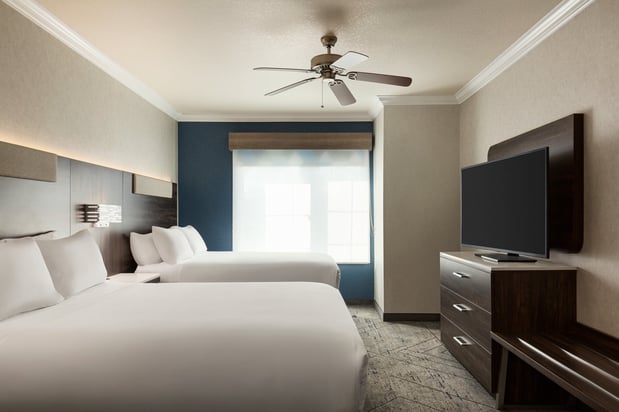Images Holiday Inn Express & Suites Bakersfield Central by IHG