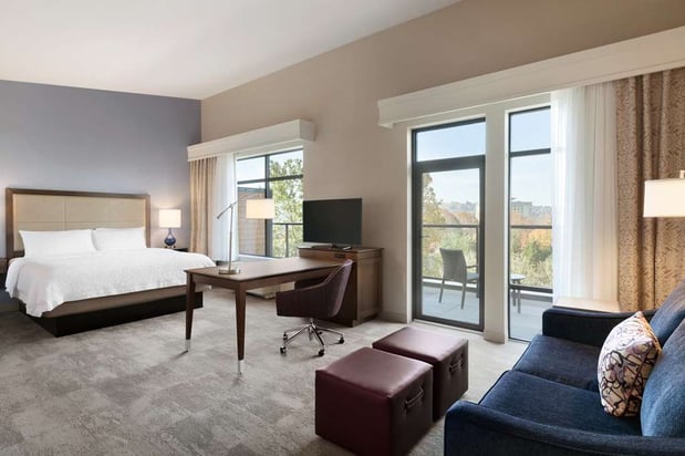 Images Hampton Inn & Suites Seattle/Renton