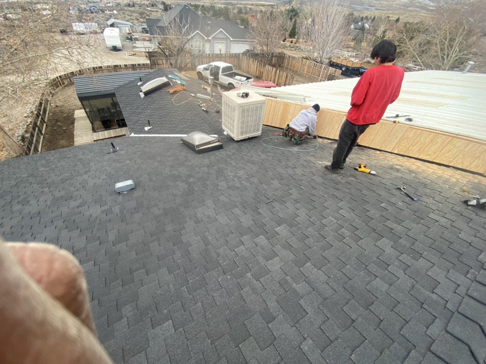 Manny's Metal Roofing Image