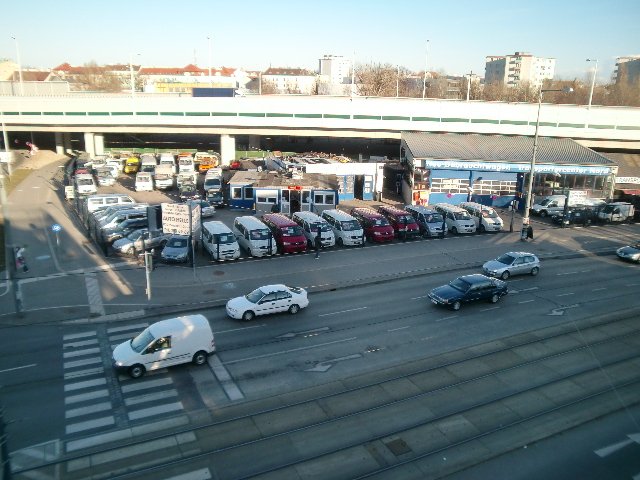 Auto Helle GesmbH TRANSPORTERCENTER NORD, Prager Straße 20A in Wien