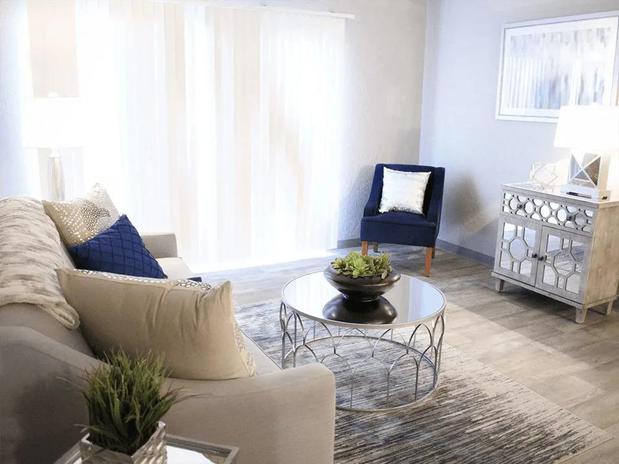 Images Wyoming Place Apartments