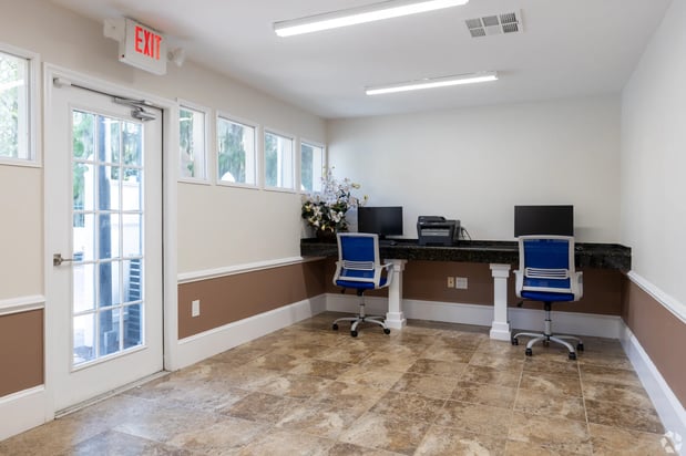 Images Saratoga Resort Villa Apartments