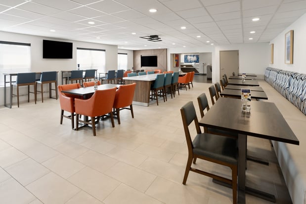 Images Holiday Inn Express & Suites Wyomissing by IHG