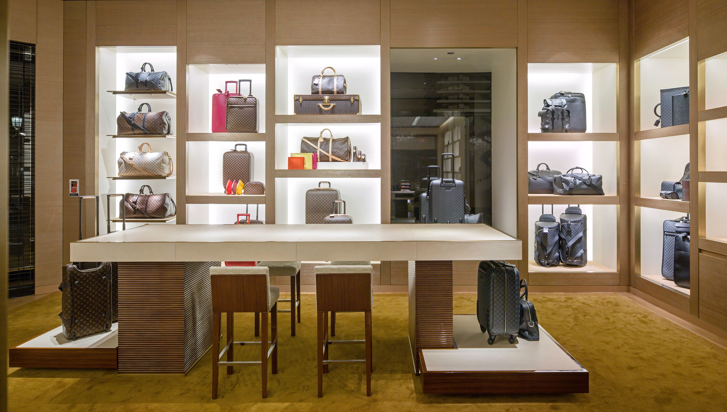 Louis Vuitton Newport Beach Fashion Island Neiman Marcus, Newport Beach California (CA ...