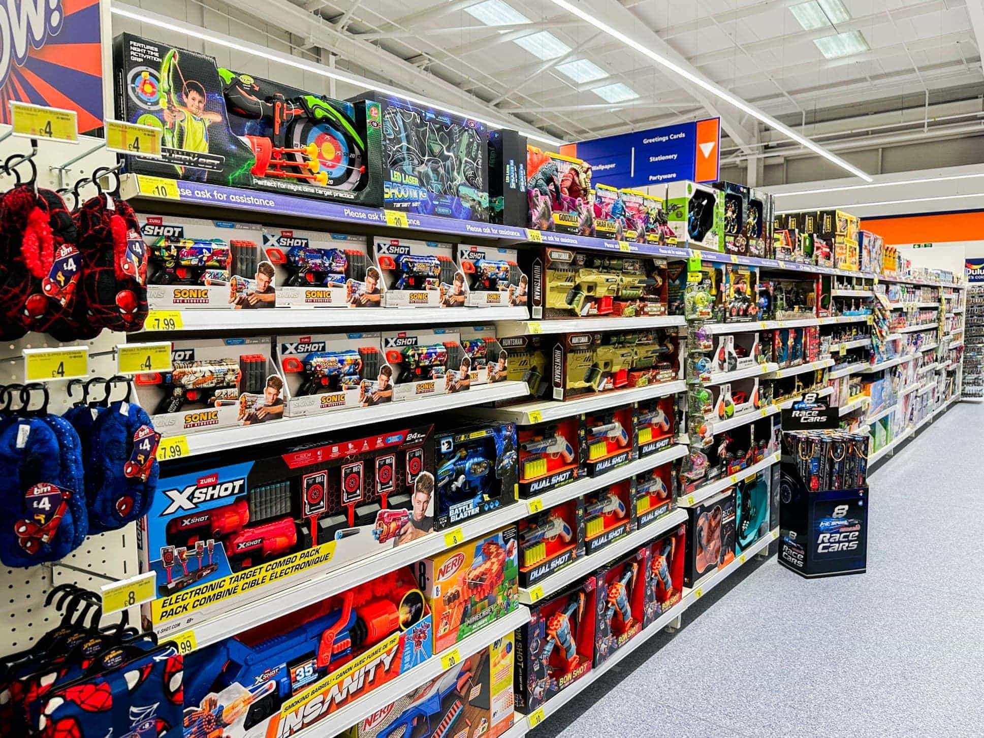 Images B&M Home Store with Garden Centre