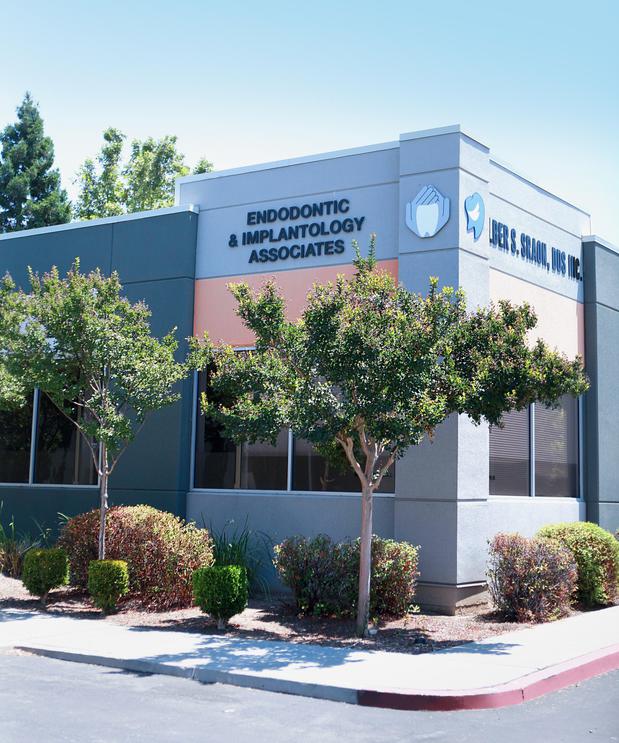 Images Endodontic and Implantology Associates
