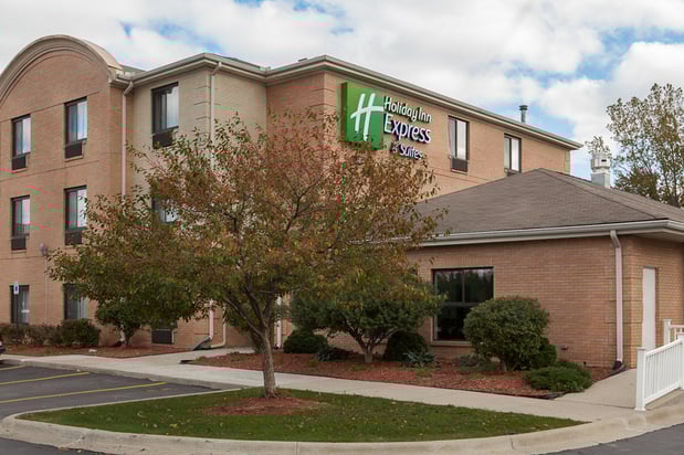Images Holiday Inn Express & Suites Canton by IHG