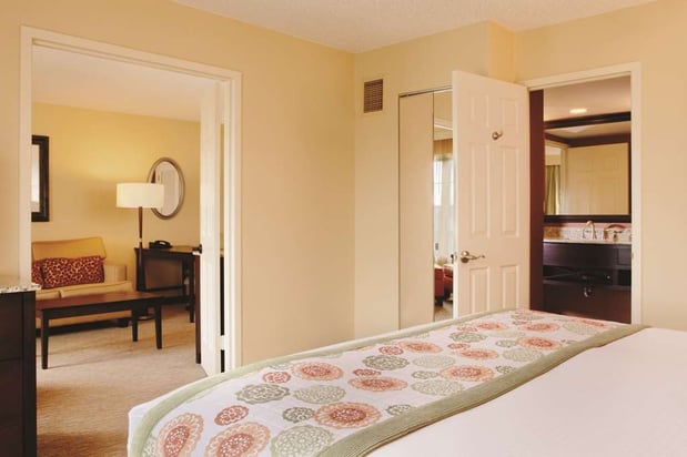 Images DoubleTree Suites by Hilton at The Battery Atlanta