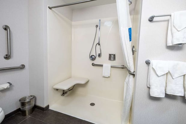 Images Hampton Inn & Suites Greensboro/Coliseum Area