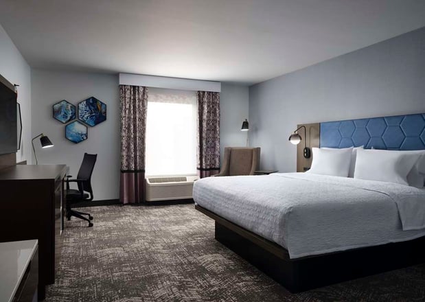 Images Hampton Inn & Suites Dallas-DFW ARPT W-SH 183 Hurst
