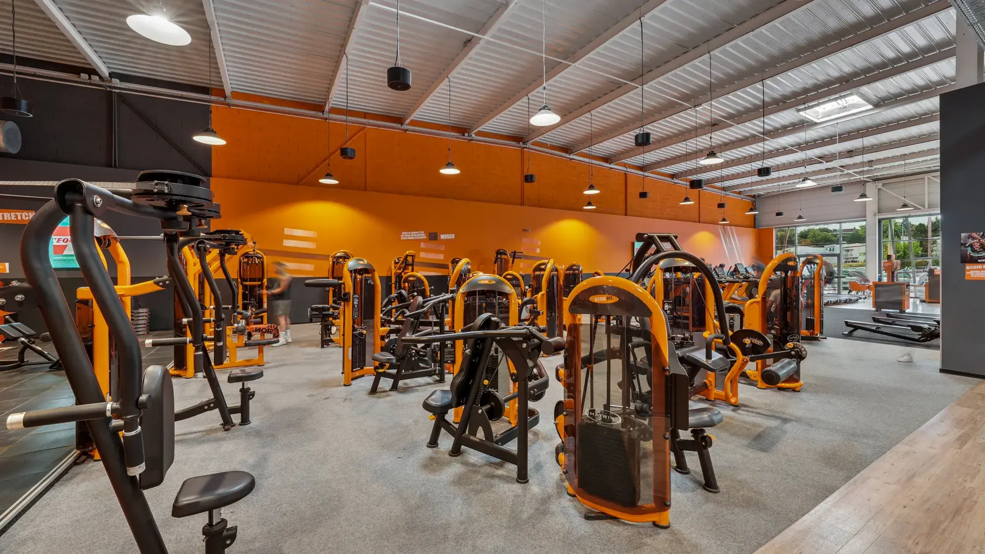 Images Basic-Fit 24/7