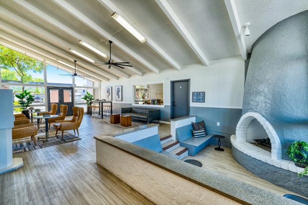 Images Connect on Missouri Apartments