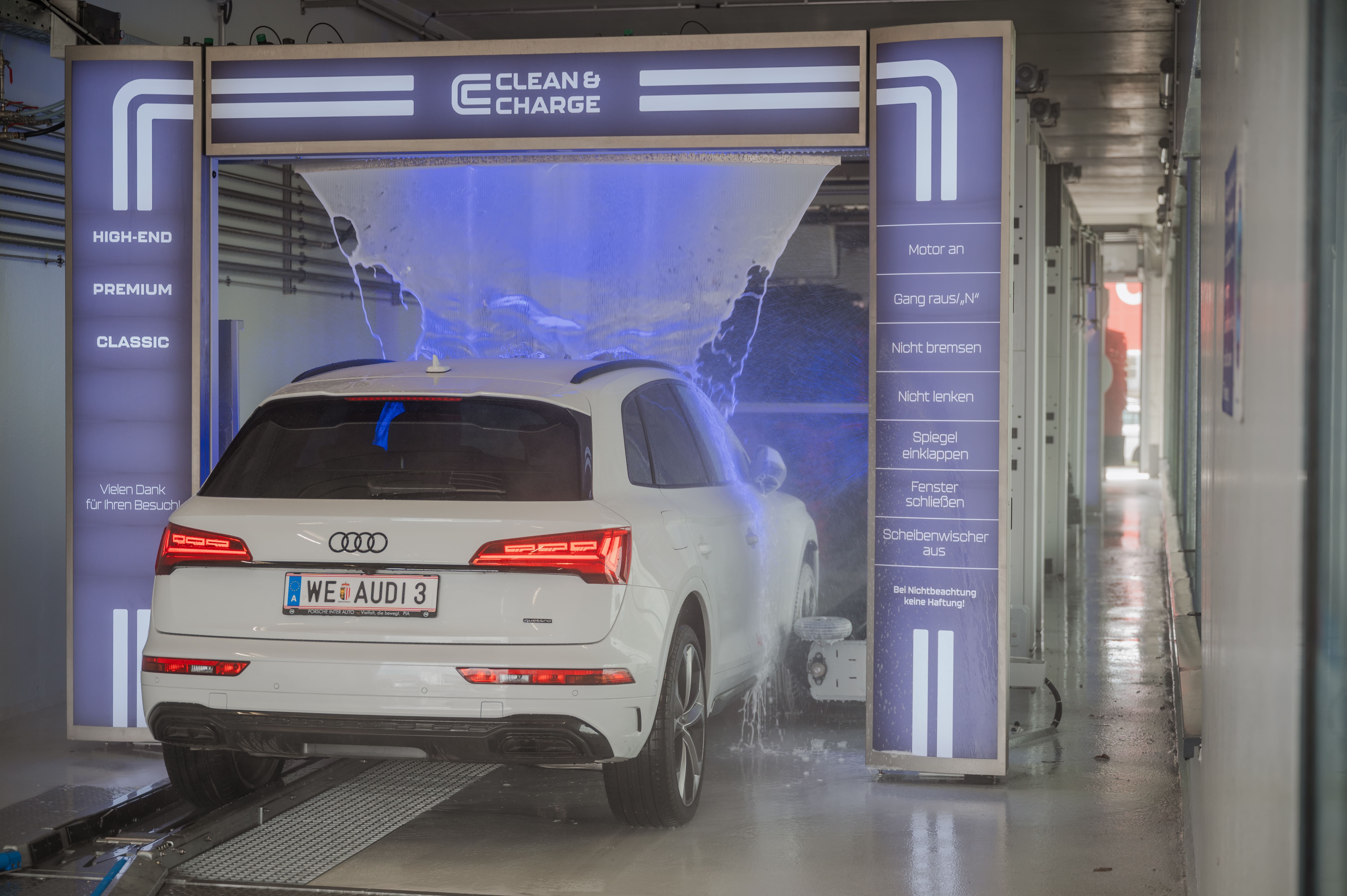 Clean & Charge - Wels I Außenwäsche - Innenreinigung - Ladestation, Werndlstraße 9 in Wels