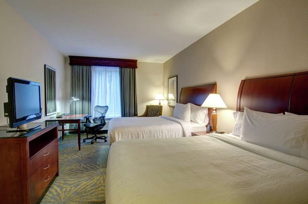 Images Hilton Garden Inn Norwalk