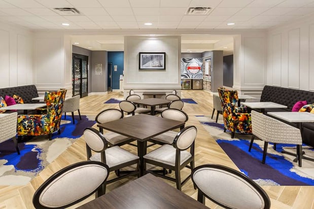 Images Hampton Inn & Suites Newport/Cincinnati
