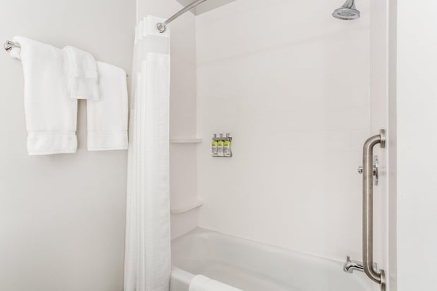 Images Holiday Inn Express & Suites Ottawa by IHG