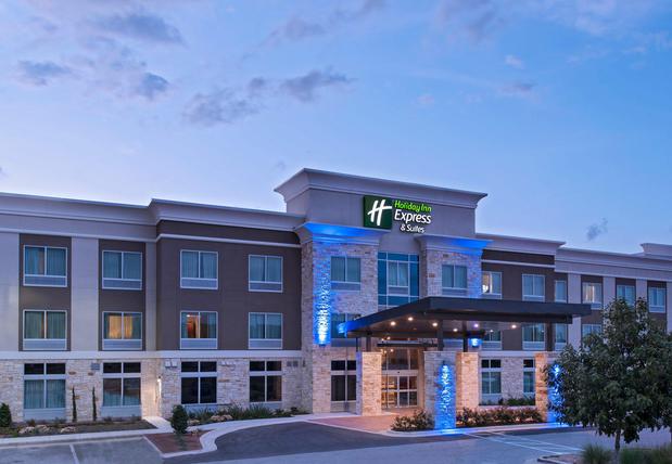 Images Holiday Inn Express & Suites Austin NW - Four Points by IHG