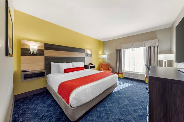 Images Best Western Plus Midwest City Inn & Suites