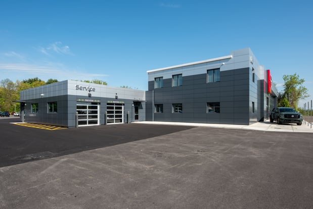 Images Lia Nissan of Saratoga