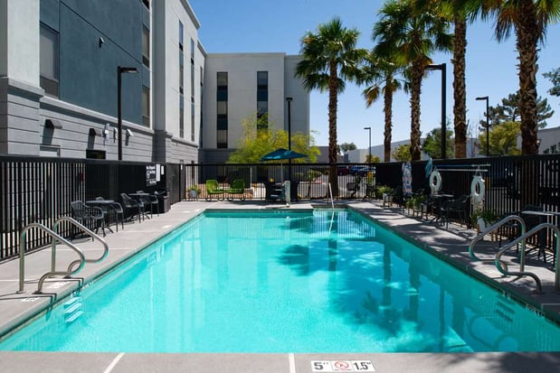 Images Hampton Inn & Suites Las Vegas Airport