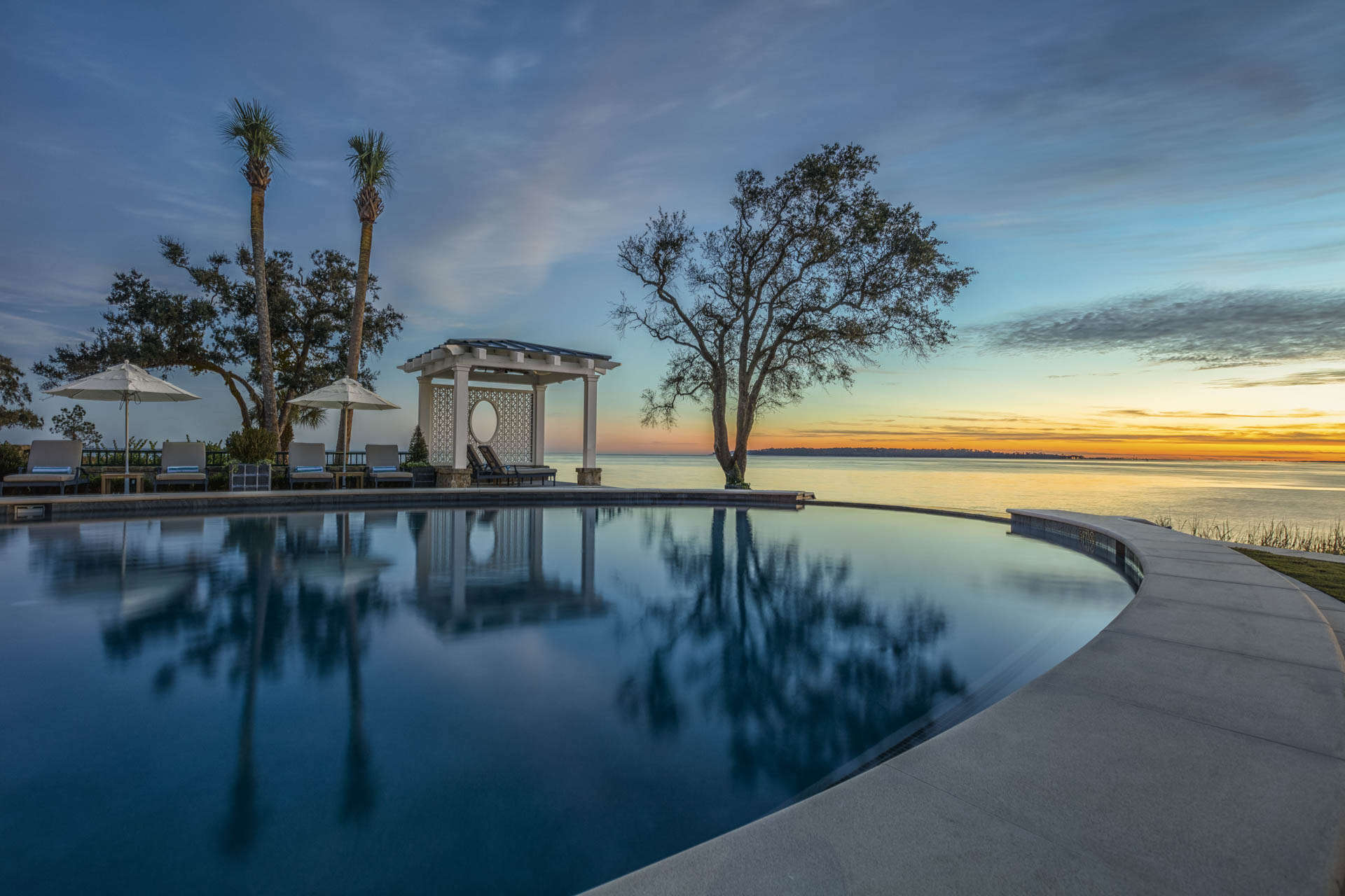 Oceanfront Pool