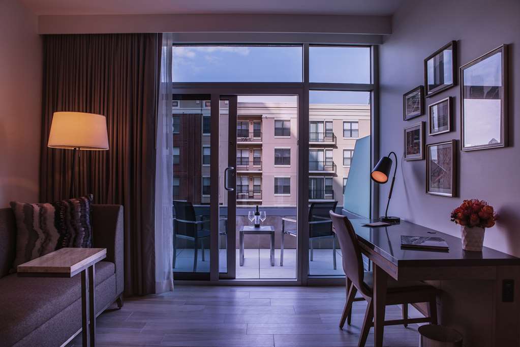 Guest room