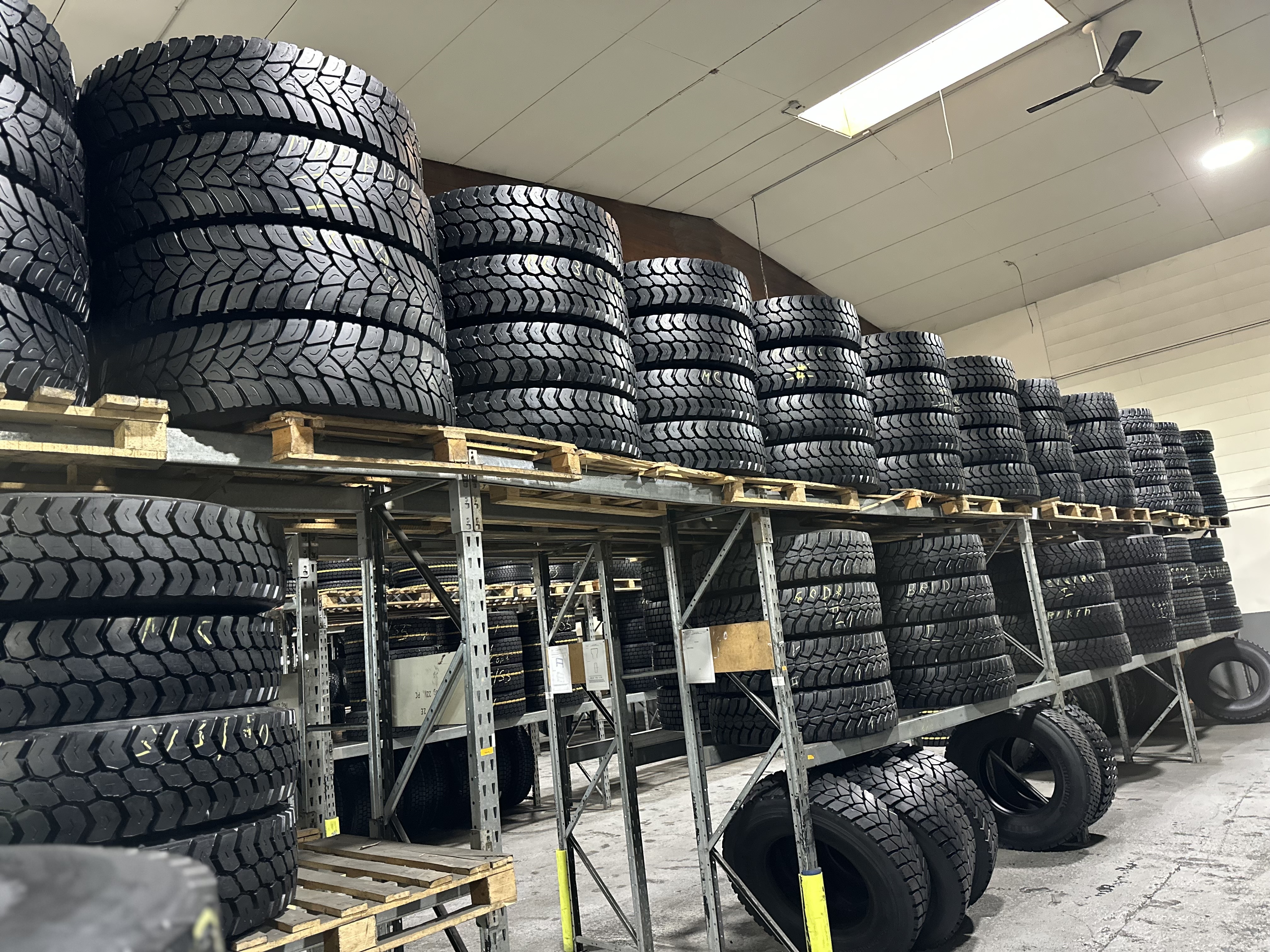 Remo Reifen GmbH Erneuerungswerk, Laizer Weg 19 in Krauchenwies