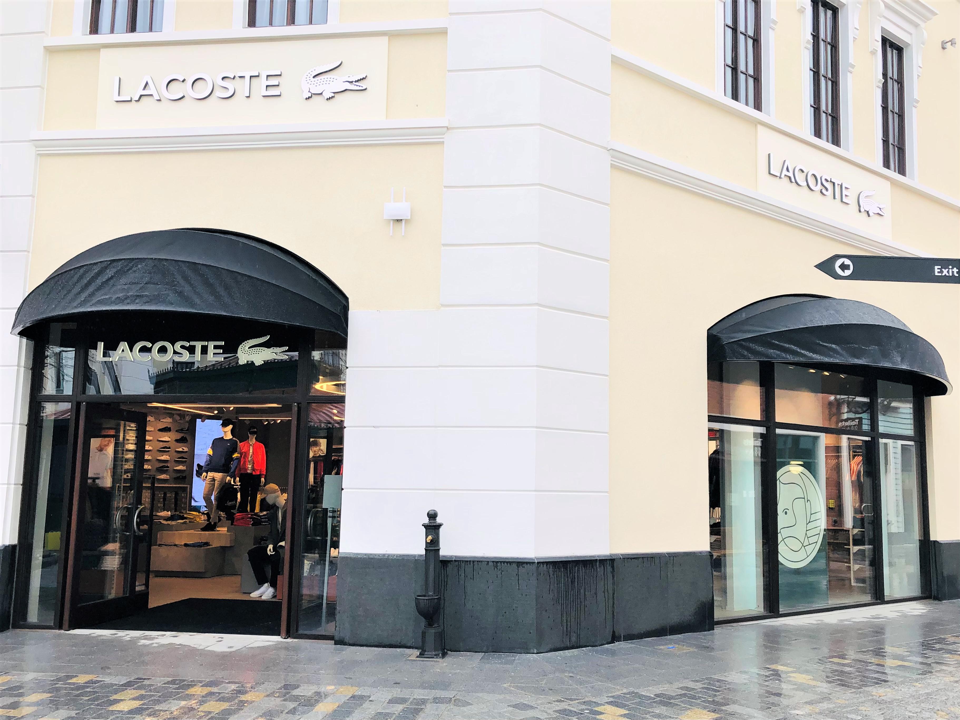 Overall View - In-Store