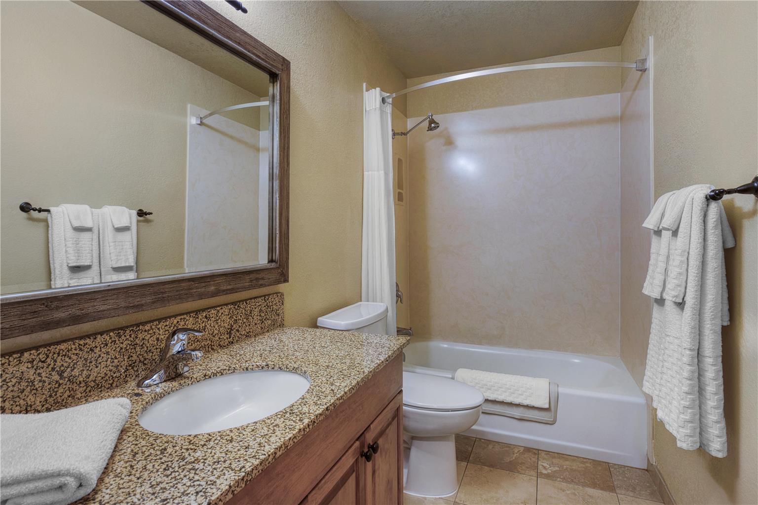 2 Double Suite Bathroom