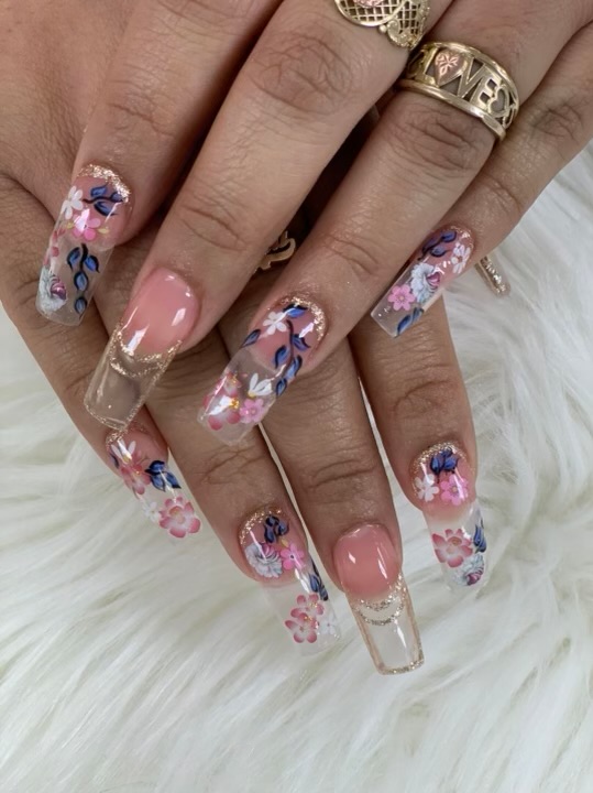 Hollywood Nails Logo