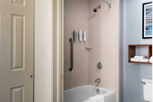 Images Homewood Suites by Hilton St. Louis - Galleria