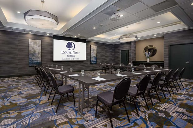 Images DoubleTree by Hilton Raleigh Midtown