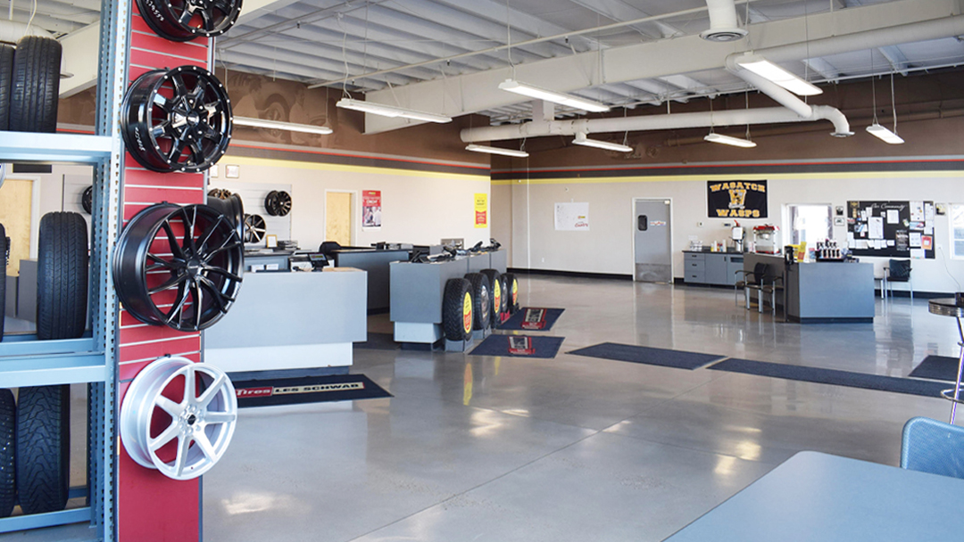 Les Schwab Tire Center