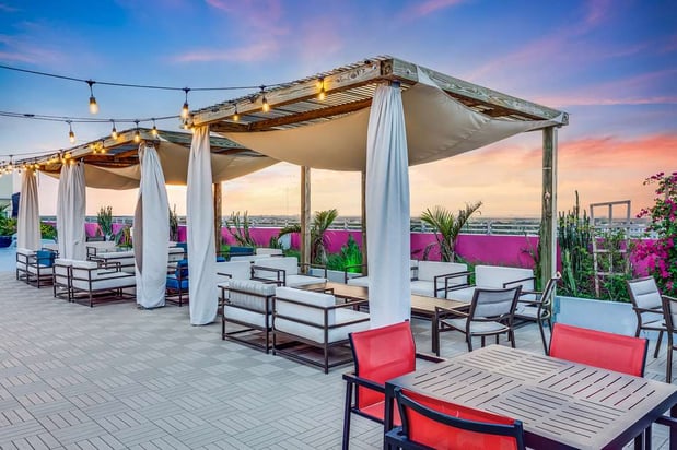 Images SERENA Hotel Aventura Miami, Tapestry Collection by Hilton