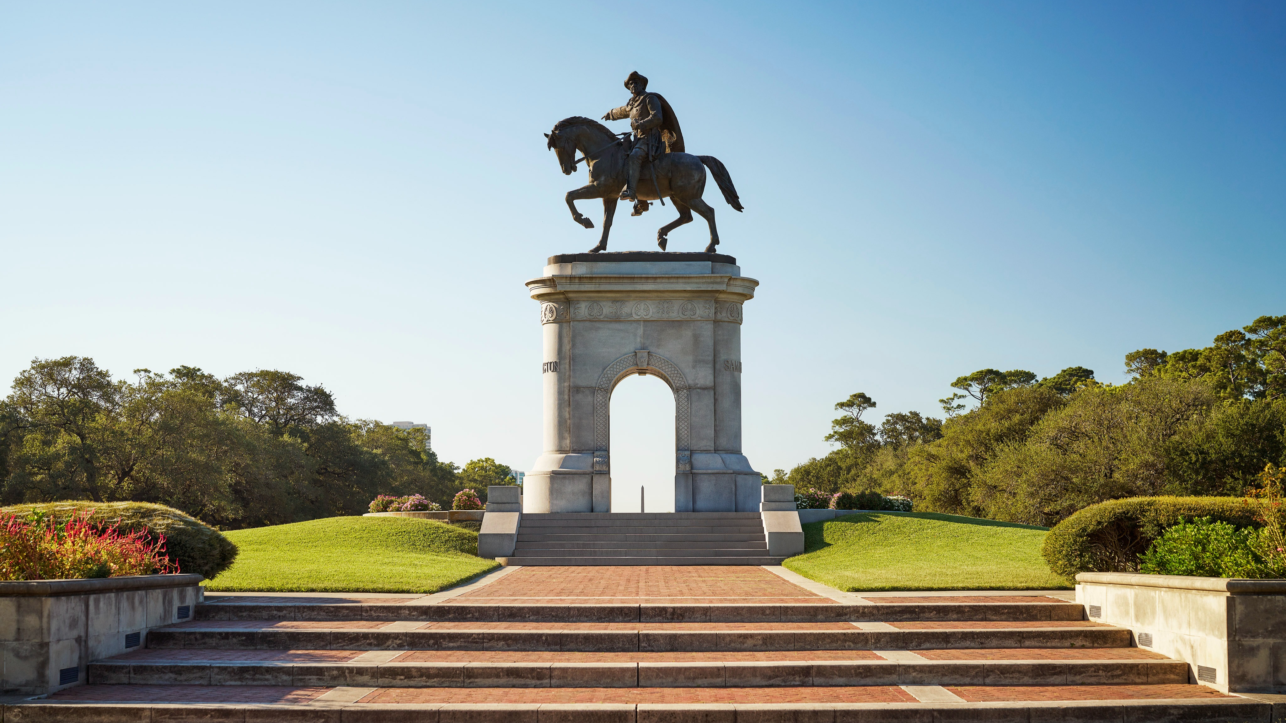 Four Seasons Hotel Houston Image