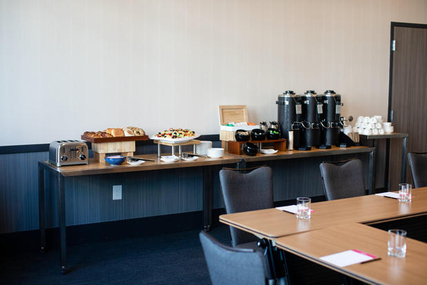 Images Hotel Indigo Seattle Everett Waterfront by IHG