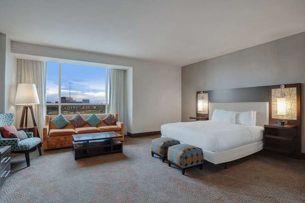 Images Hilton Dallas/Plano Granite Park