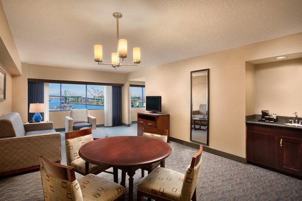 Images Crowne Plaza Los Angeles Harbor Hotel by IHG
