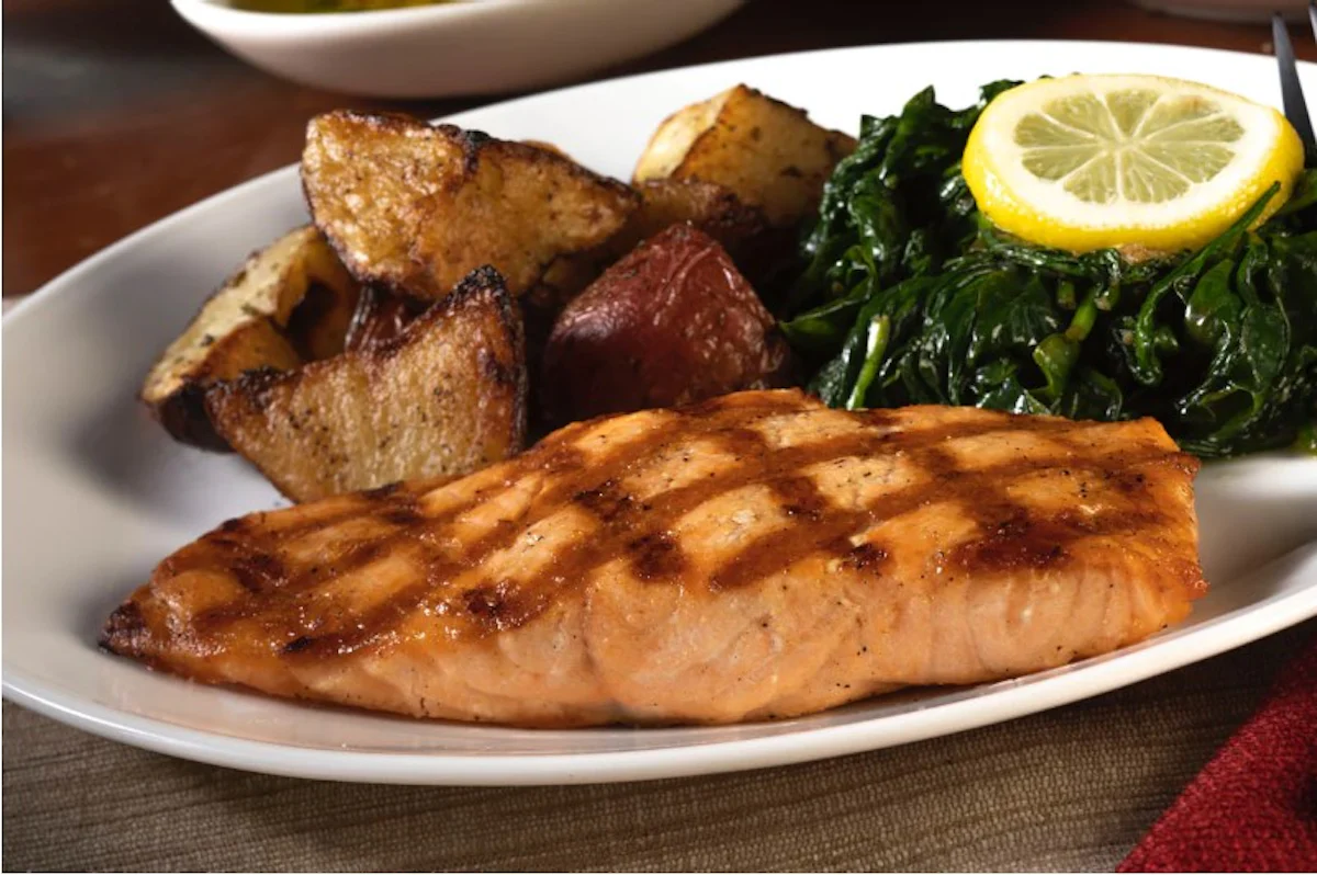 Grilled Salmon  (Pastas & Entrees )