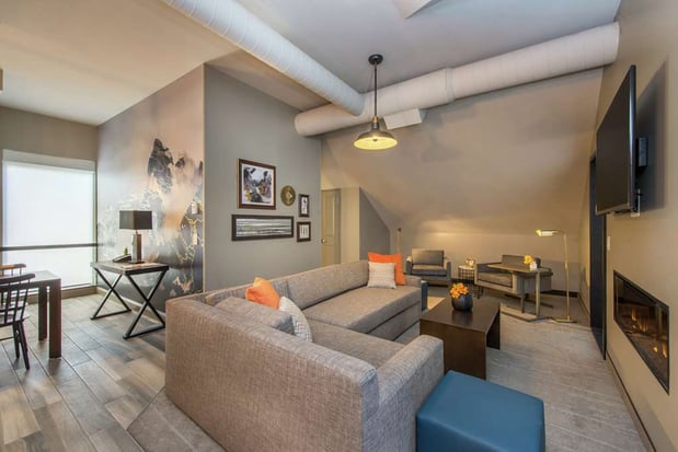 Images Hotel Saranac, Curio Collection by Hilton