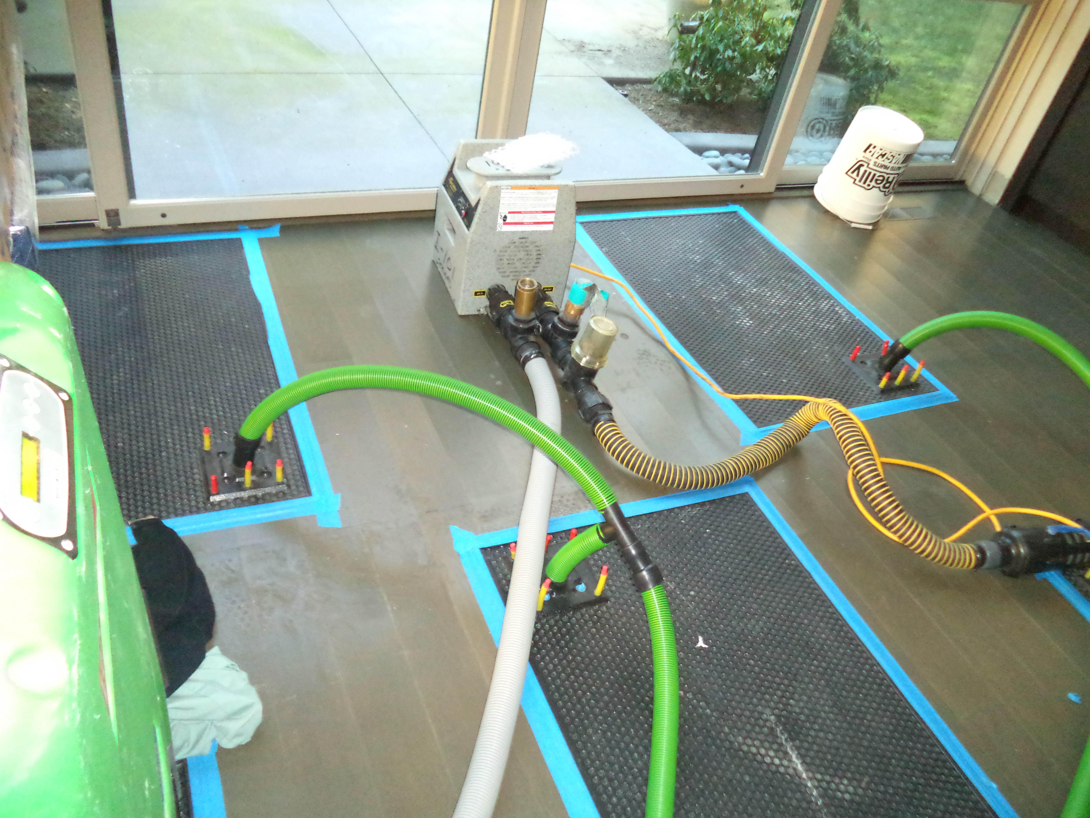 Call SERVPRO of Renton when your office is affected by heavy rains. This Renton Business called our team when water found its way into their flooring.