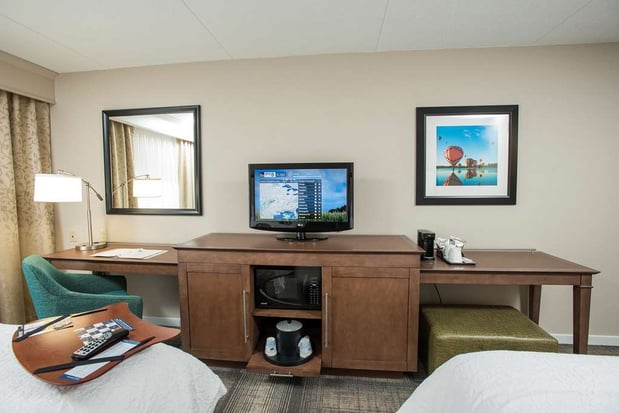 Images Hampton Inn & Suites Cincinnati-Union Centre