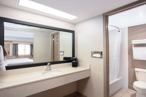 Images Best Western Plus King's Inn & Suites