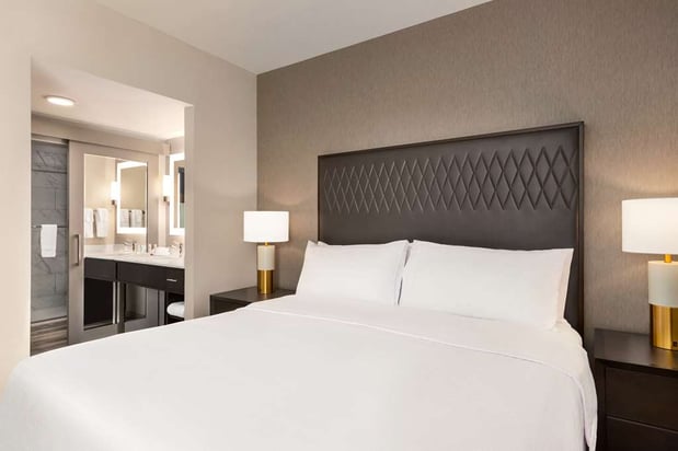 Images Homewood Suites by Hilton Indianapolis Downtown IUPUI