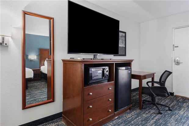 Images Best Western Canton Inn