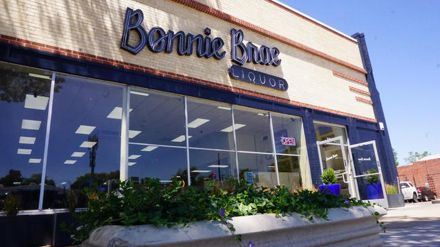 Images Bonnie Brae Liquor