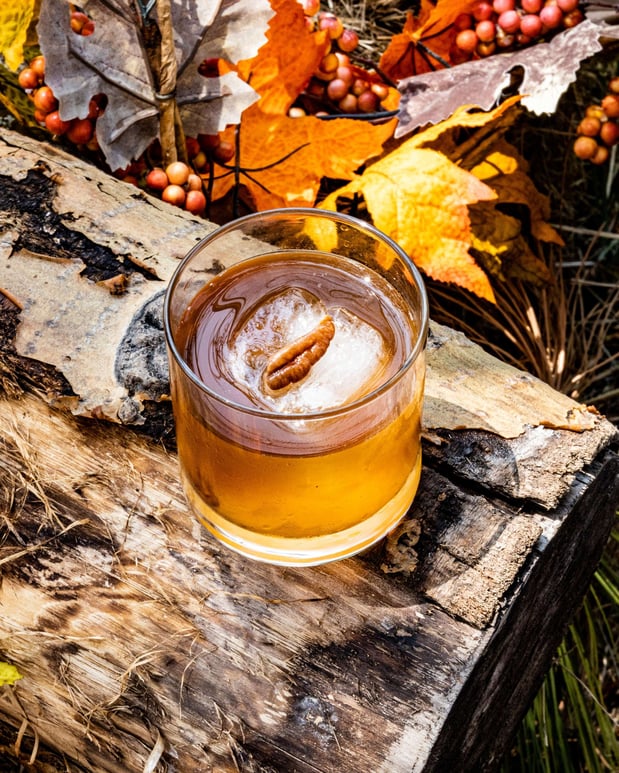 Images 3 Hundred Days Distilling
