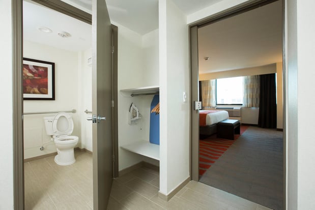 Images Holiday Inn Houston S - NRG Area - Med Ctr by IHG