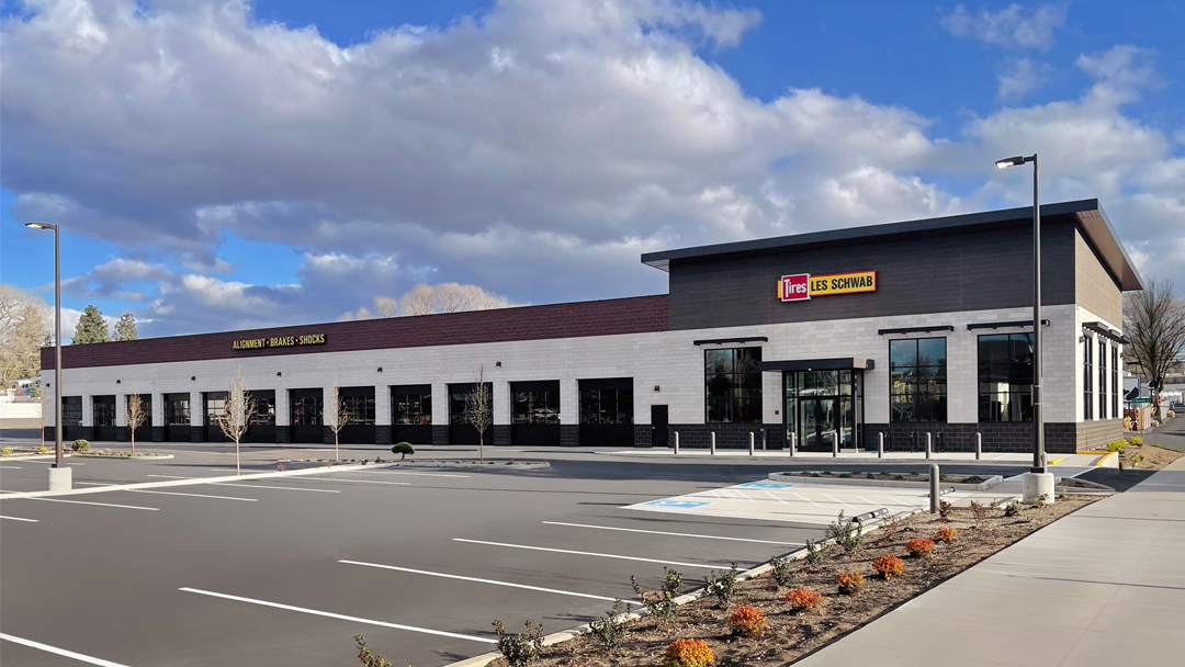 Les Schwab Tire Center