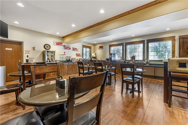 Images Best Western Plus Prairie Inn